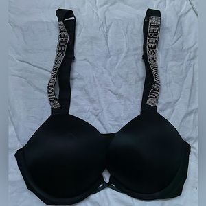 Victoria‘s Secret Shine Strap Bombshell Bra